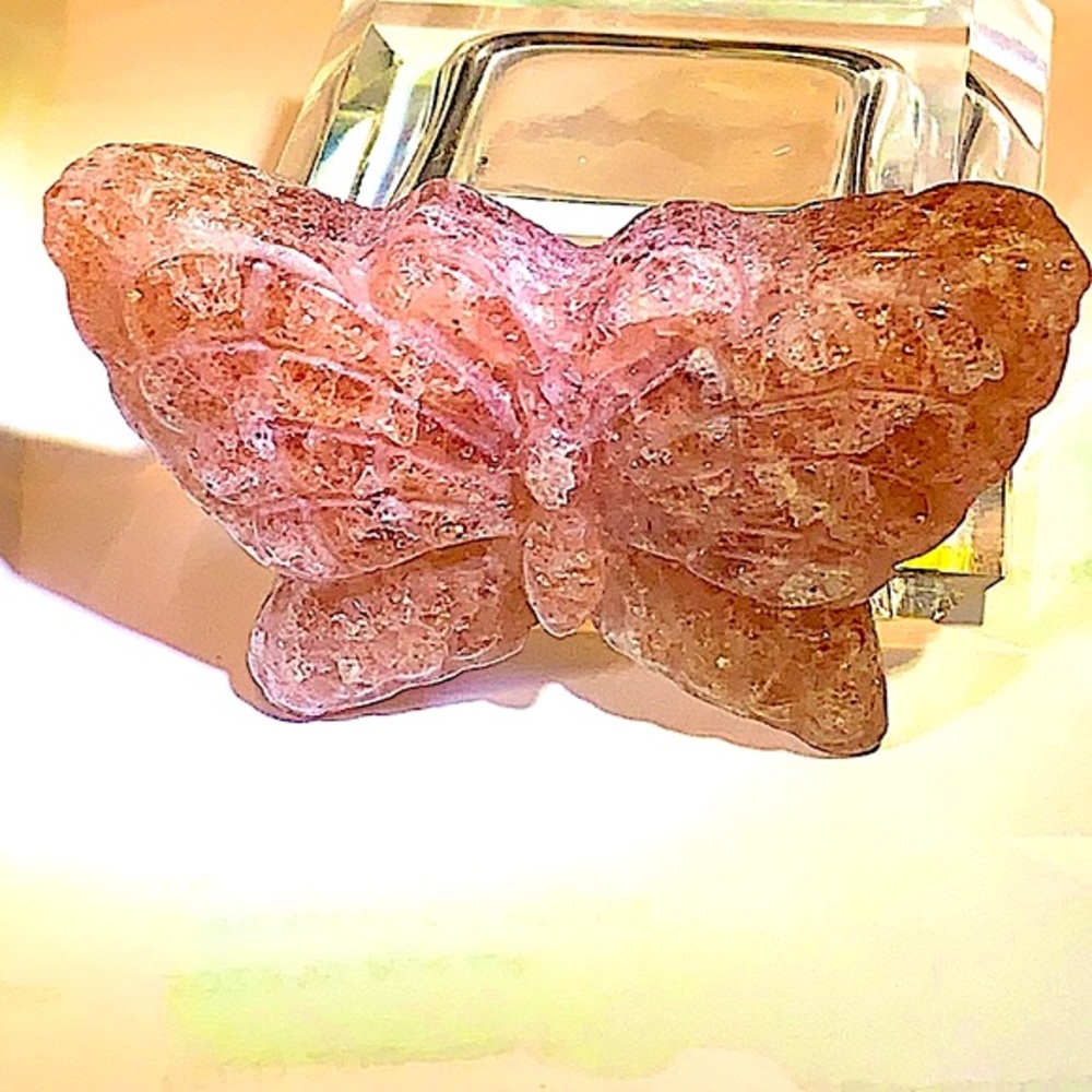 BUTTERFLY STRAWBERRY QUARTZ CARVED CRYSTAL NEW HEALING STONE